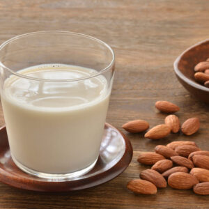 植物性ミルクって何がいいの？気になる栄養価と期待できる効果