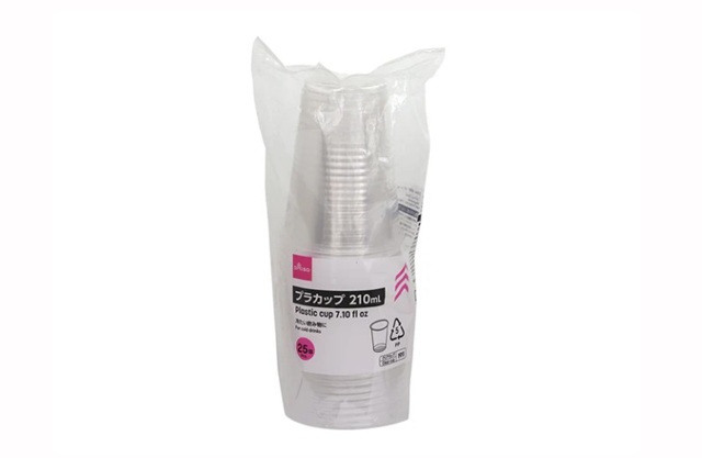 ダイソー　プラカップ（２５個）２１０ｍＬ