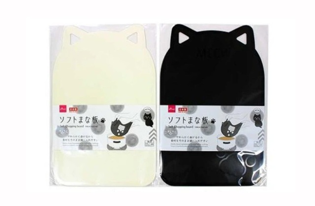 ダイソー　ソフトまな板（ＭＥＯＷ）
