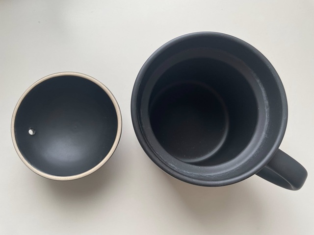 ダイソー　炊飯マグ　パーツはフタと容器だけ