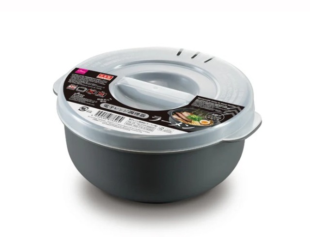 ダイソー　電子レンジ調理器（ラーメン用）
