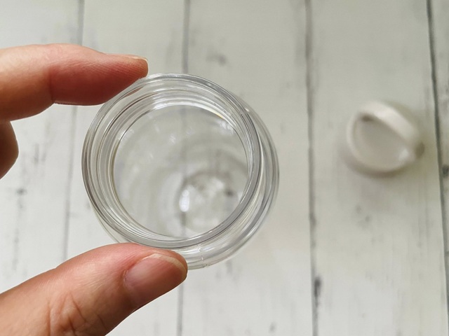 ダイソー　ドリンクボトル　広口