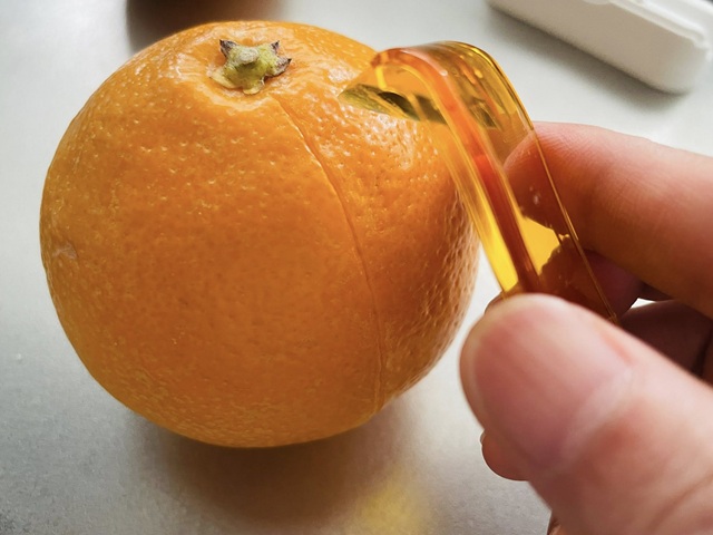 ダイソー　オレンジカッター　厚皮カット