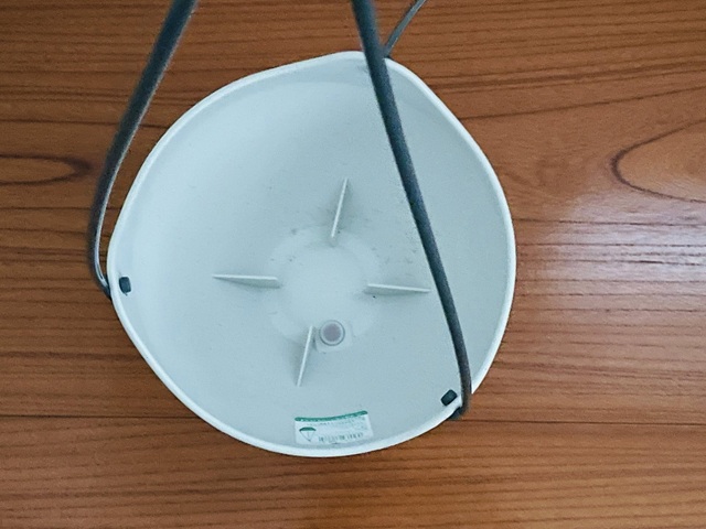 セリア　吊り鉢　台座付き