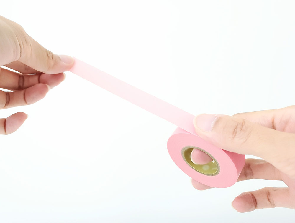 マスキングテープを貼る