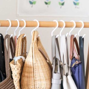 バッグの収納アイデア完全ガイド|使用頻度や種類に合わせてすっきり整理する方法