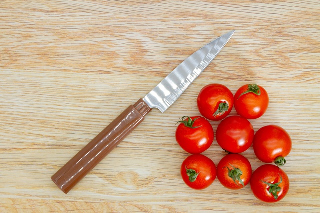 ペティナイフはいらない　　包丁の種類とそれぞれの役割