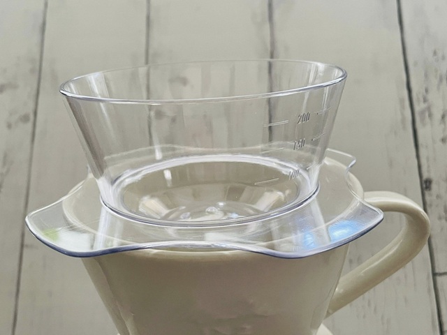 ダイソー　シャワードリップ　ドリッパーにフィットする形