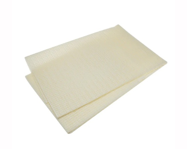 ダイソー 抗菌すべり止めシート(アイボリー)