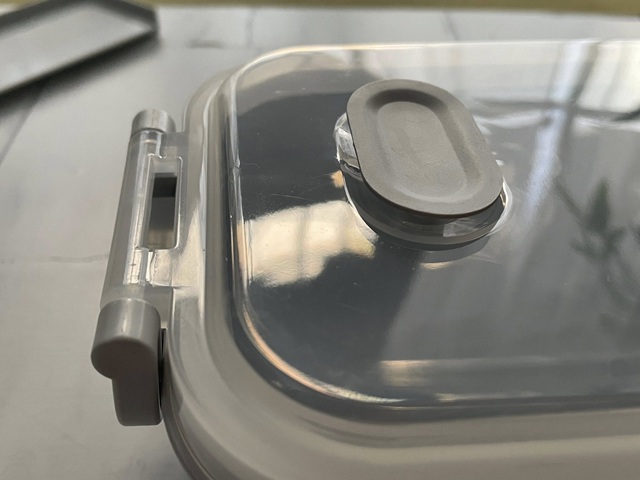 ダイソー 保存容器としても使えるお弁当箱(エア弁付) エア弁