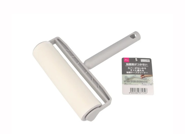 ダイソー　カバーがいらない粘着テープクリーナー