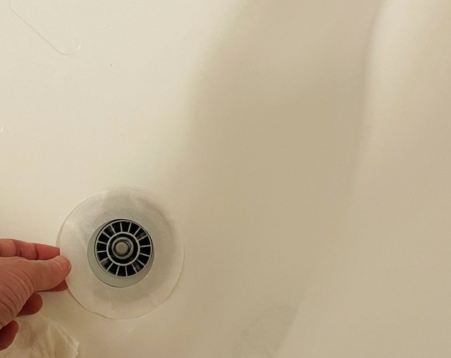 ダイソー　排水口　カビ汚れ防止シール　使い方　　貼る