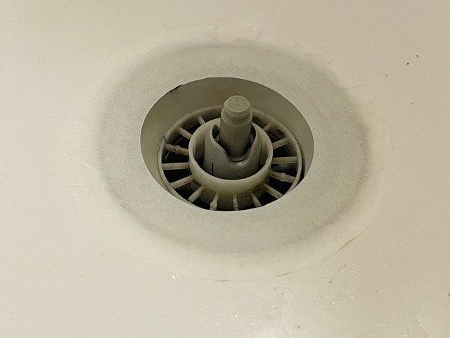 ダイソー　排水口　カビ汚れ防止シール　目立たない