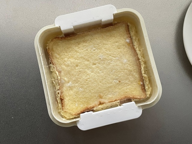 ダイソー　フレンチトーストメーカー　電子レンジで加熱する