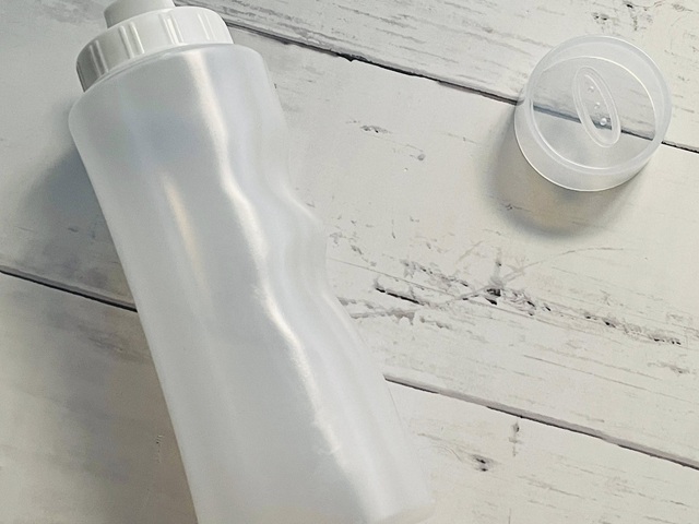 ダイソー　クッキングボトル　余裕の300ml容量