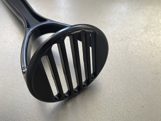 ダイソー　ナイロンミニマッシャー　底