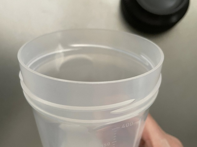 ダイソー　プロテインシェーカー　口当たり