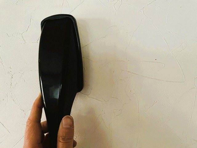 ダイソー　回転式ほこり取り　壁の汚れにも