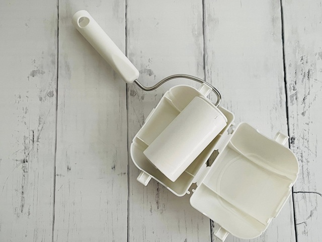 ダイソー　粘着シートクリーナー（カーペット用、ミニ）使い方