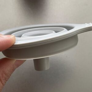 じょうごは100均で十分？種類や素材の違いは？選び方とおすすめを解説