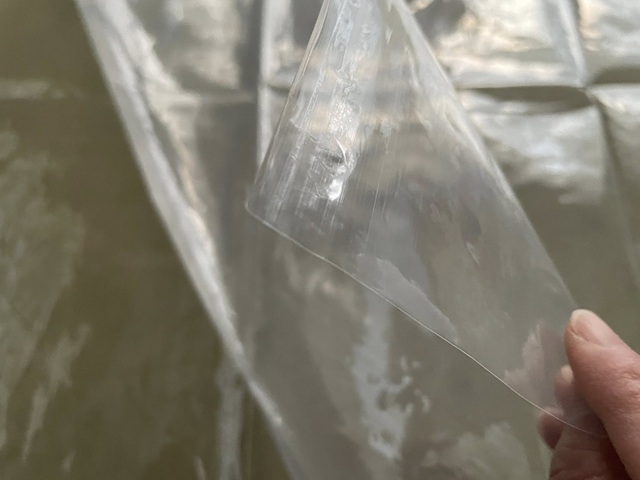 ダイソー テーブルクロス(透明)サイズは120cm×150cm