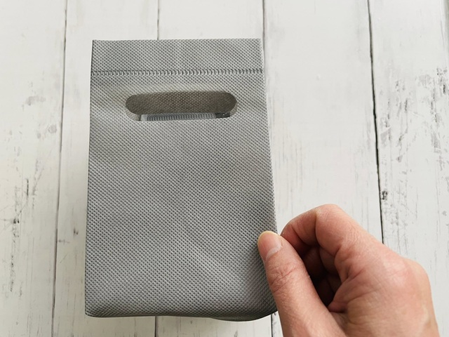 ダイソー「野菜仕切りバッグ」通気性のよい不織布製