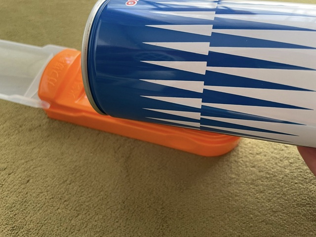 ダイソー　ガス抜き（下置きタイプ）軽い力でガスが抜ける